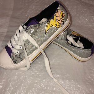 FOCO Minnesota Vikings Glitter Canvas Shoes Sz 9